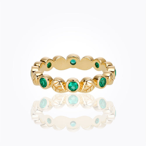 18K Arcadia Ring with emerald