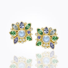 Load image into Gallery viewer, 18K Anima Cluster Earrings